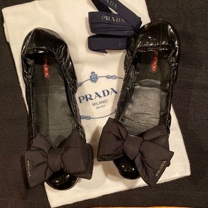 PRADA Nylon Puffer Bow Black Patent Flats - Size 38
